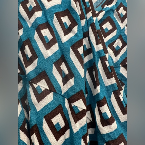 Diane von Furstenberg Avaya Ruffled Crepe Wrap Dress- Size M - Picture 6 of 11